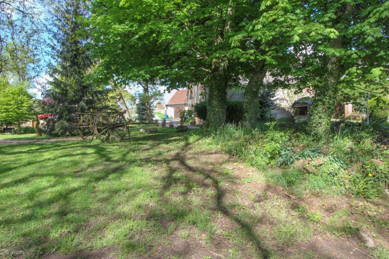 Domaine De La Couture Bed & Breakfast Evaux-les-Bains Exterior photo